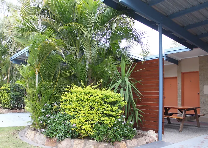 Сity center hotels Mango Tree